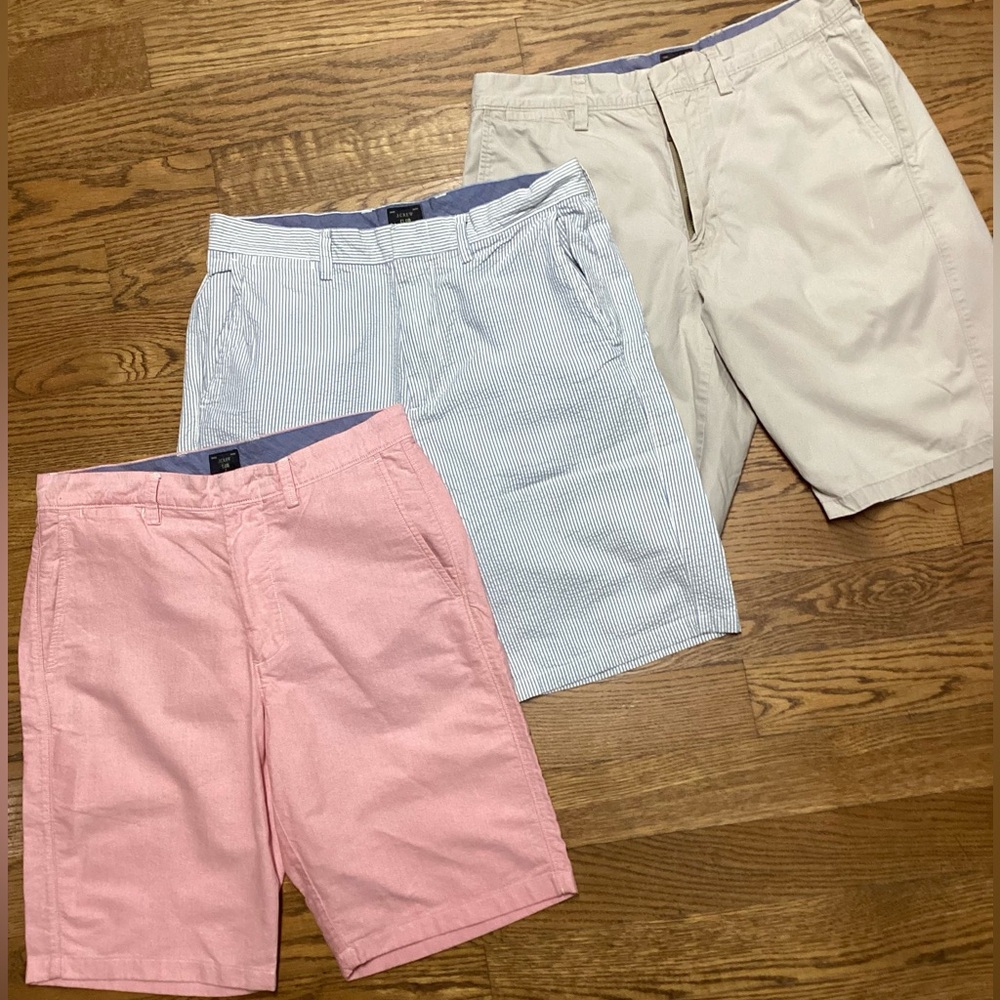 J. Crew men’s shorts lot 3 pair. Seersucker,Pink, tan Size 31